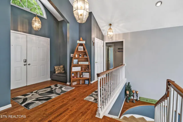 $995,000 | 285 Timberline Drive, Kingston, TN 37763