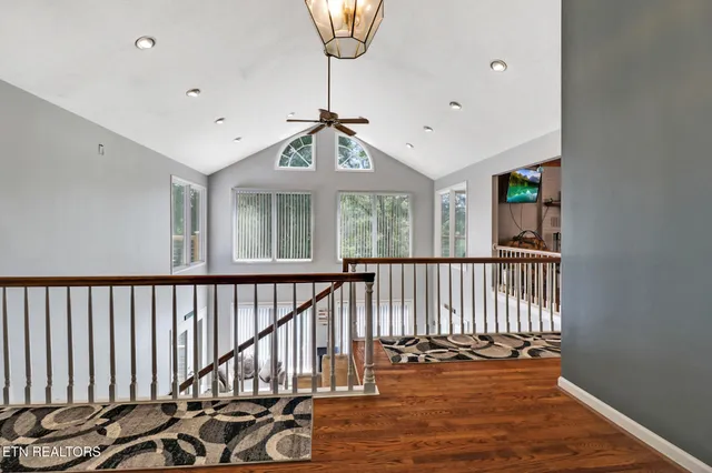 $995,000 | 285 Timberline Drive, Kingston, TN 37763