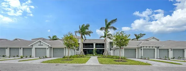 $7,500 | 12550 Galapagos Court, Unit 205, Venice, FL 34293