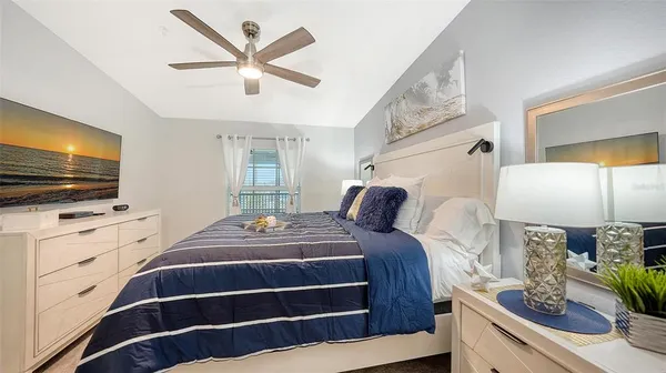 $7,500 | 12550 Galapagos Court, Unit 205, Venice, FL 34293