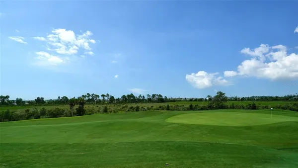 $7,500 | 12550 Galapagos Court, Unit 205, Venice, FL 34293