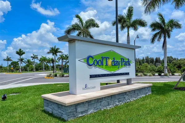 $7,500 | 12550 Galapagos Court, Unit 205, Venice, FL 34293