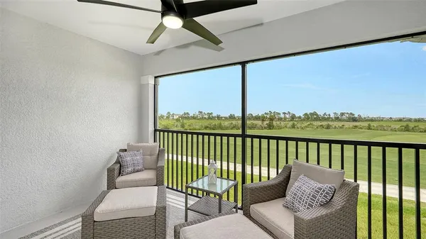 $7,500 | 12550 Galapagos Court, Unit 205, Venice, FL 34293