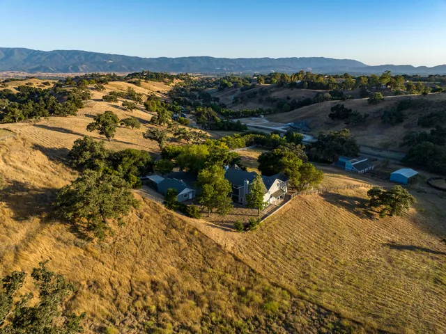 a view of outdoor space and city view