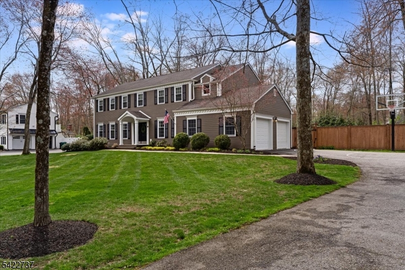 42 Dean Road Mendham, NJ 07945 - Photo 2 of 27
