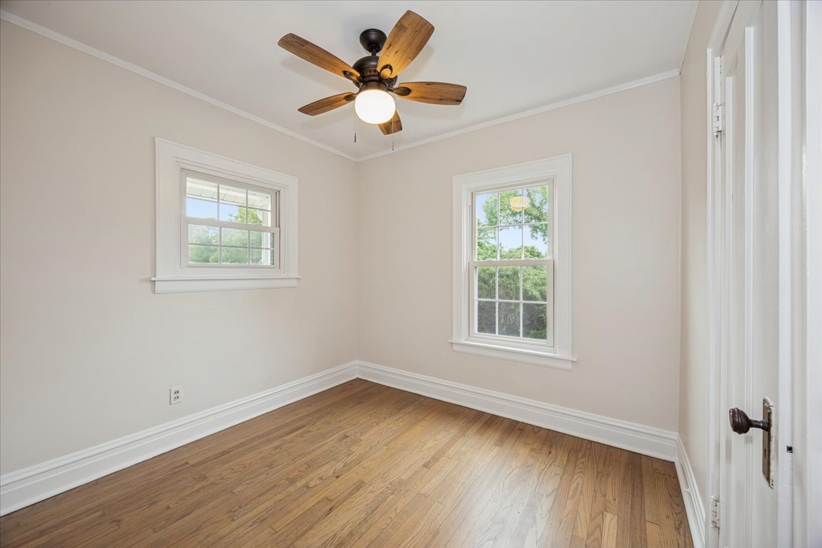 5436 Cumnor Road Downers Grove, IL 60515 - Photo 12 of 20 Gallery Image 12