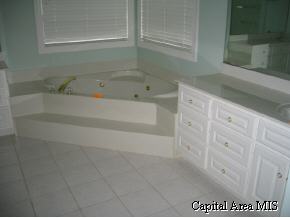 4405 Blackwolf Road Springfield, IL 62711 - Photo 8 of 9