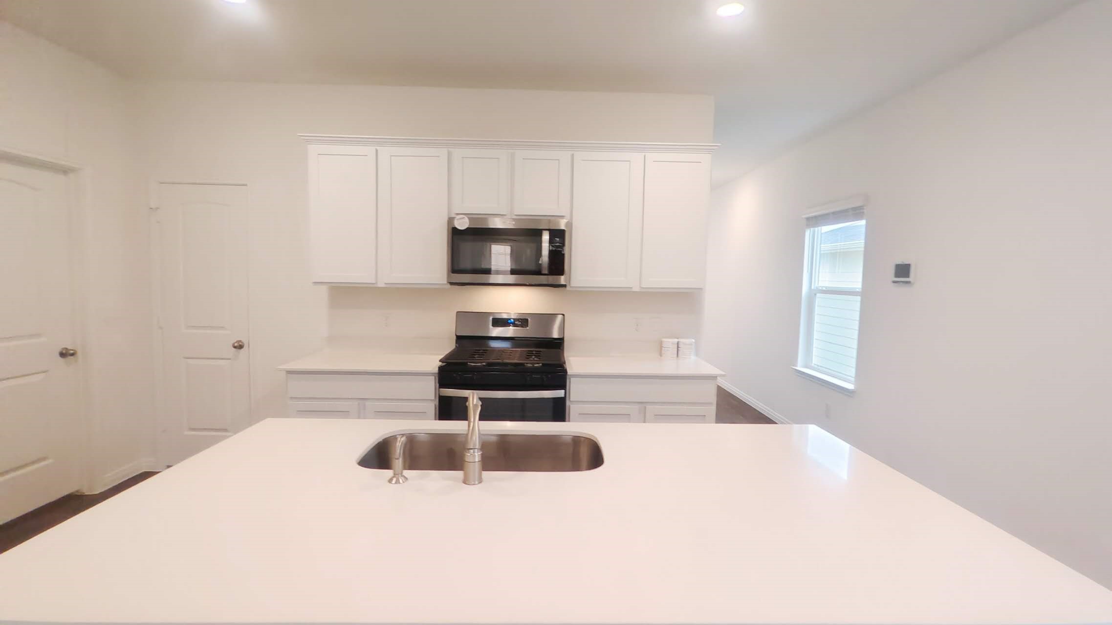 302 Gladiola Loop Kyle, TX 78640 - Photo 7 of 28