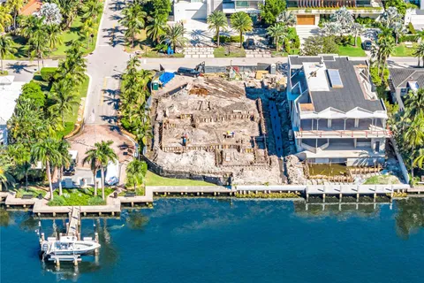 $24,500,000 | 393 Centre Island, Golden Beach, FL 33160