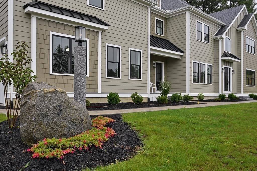 3 Woodcutter Road North Reading, MA 01864 - Photo 4 of 39