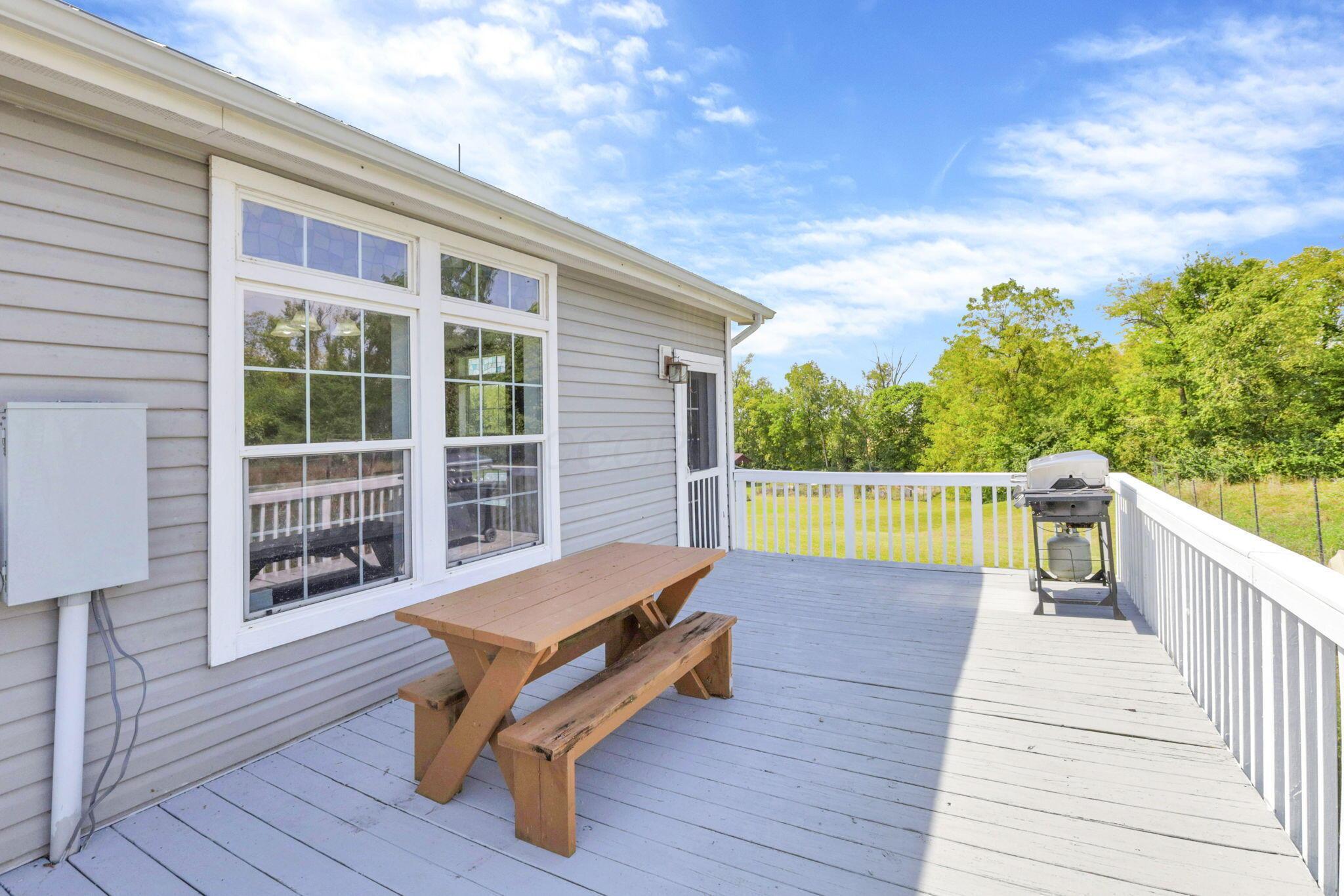 1275 Parrett Road Greenfield, OH 45123 - Photo 36 of 58 Side Deck