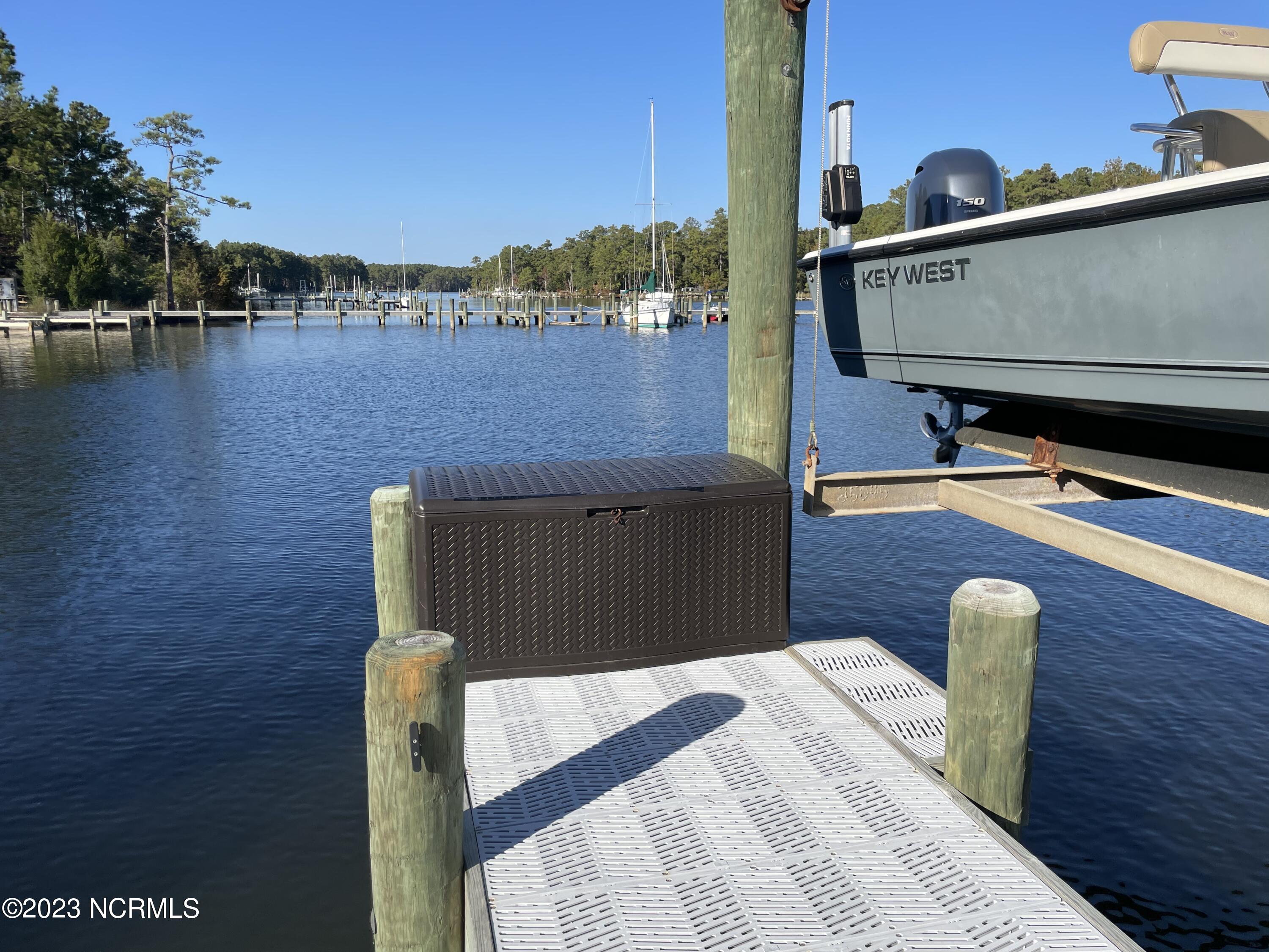 180 Fork Point Road Oriental, NC 28571 - Photo 26 of 48 Keep the pier tidy.