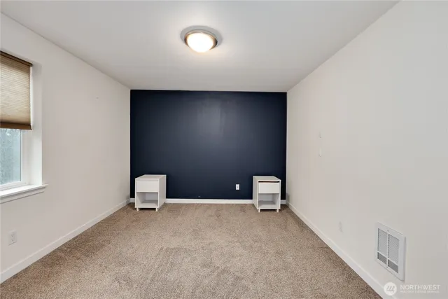 $2,500 | 18760 1st Avenue Northeast, Suquamish, WA 98392