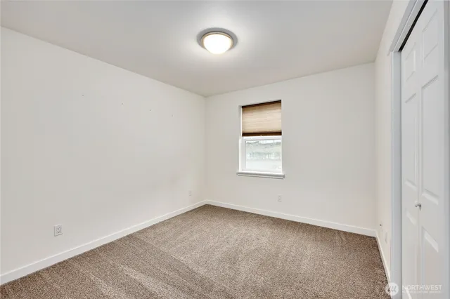 $2,500 | 18760 1st Avenue Northeast, Suquamish, WA 98392