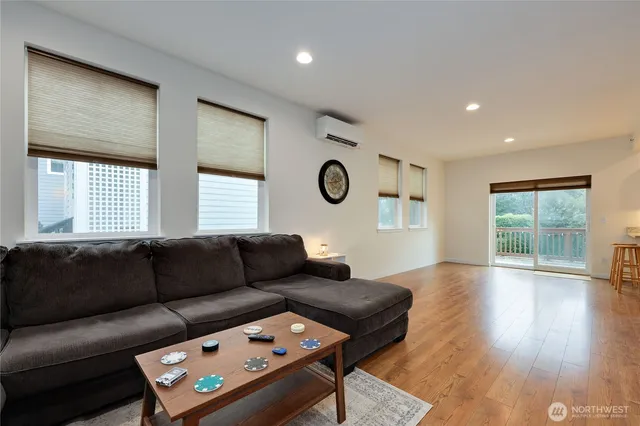 $2,500 | 18760 1st Avenue Northeast, Suquamish, WA 98392