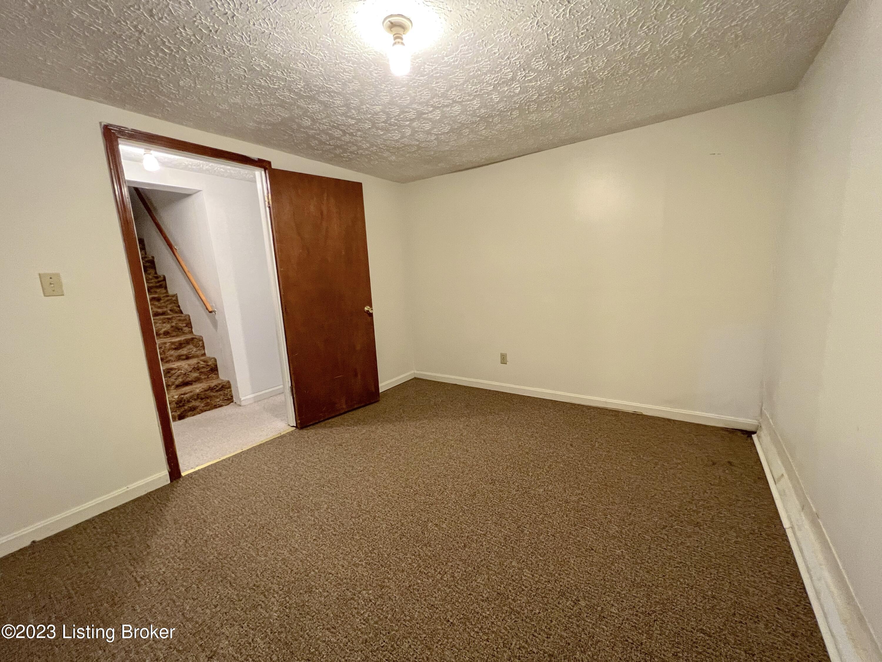 606 Fisher Road Shepherdsville, KY 40165 - Photo 36 of 37 32
