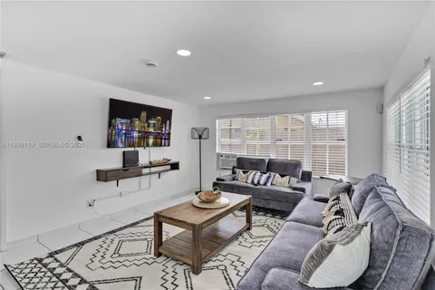 $525,000 | 6445 Southwest 22nd Court, Miramar, FL 33023