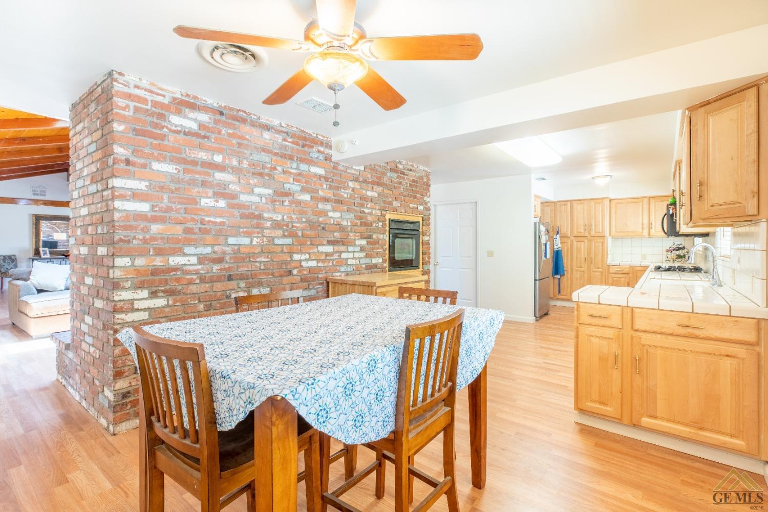 Undisclosed Address Caliente, CA 93518 - Photo 39 of 59 a dining room with furniture and window