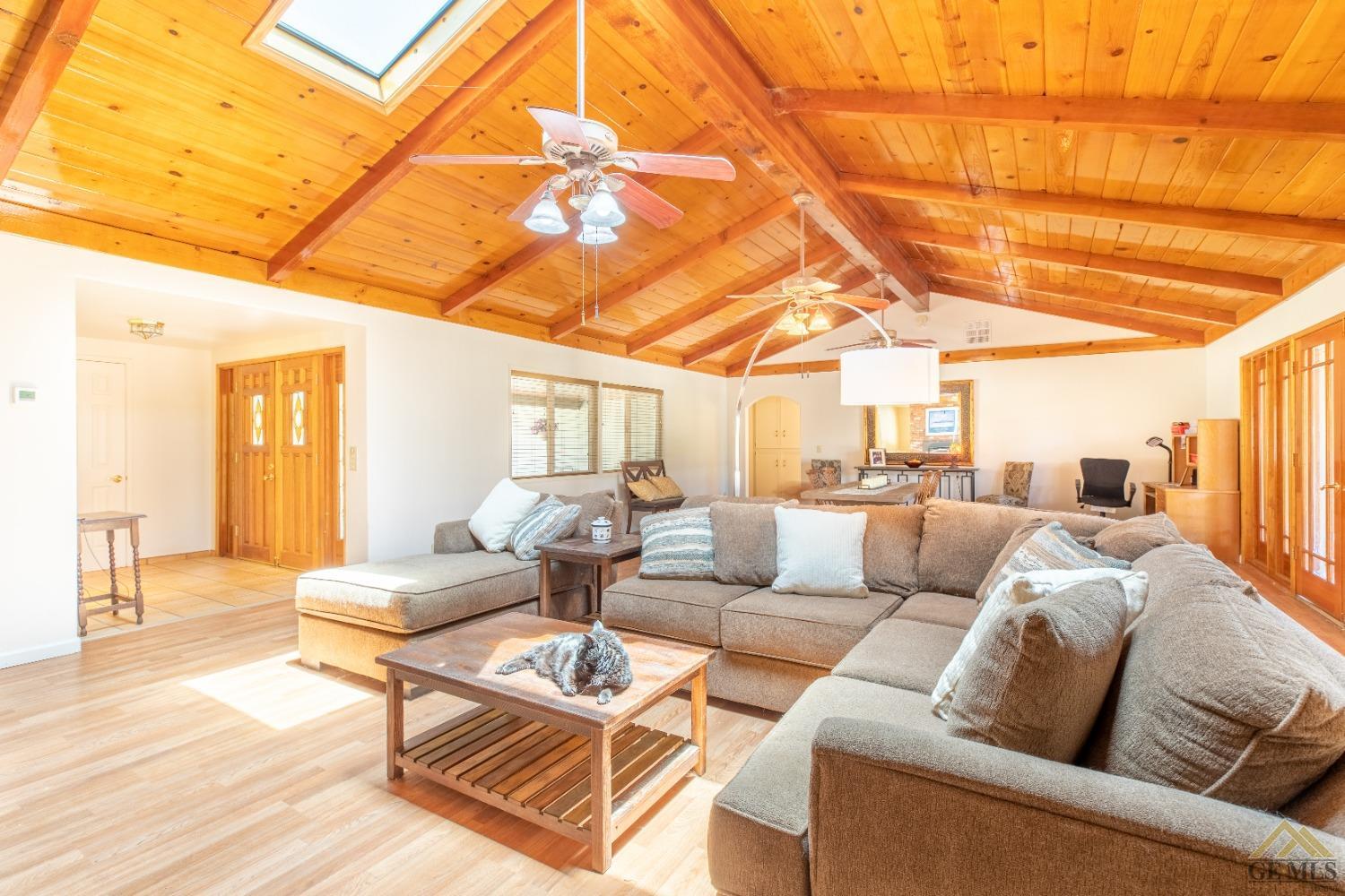 Undisclosed Address Caliente, CA 93518 - Photo 47 of 59 a living room with furniture and a wooden floor