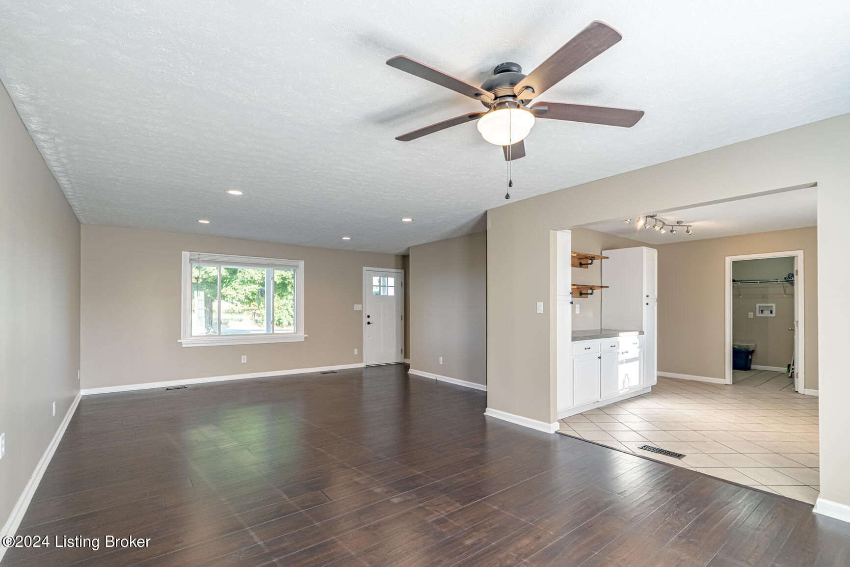 996 Stapleton Road Bagdad, KY 40003 - Photo 10 of 44 DSC03616