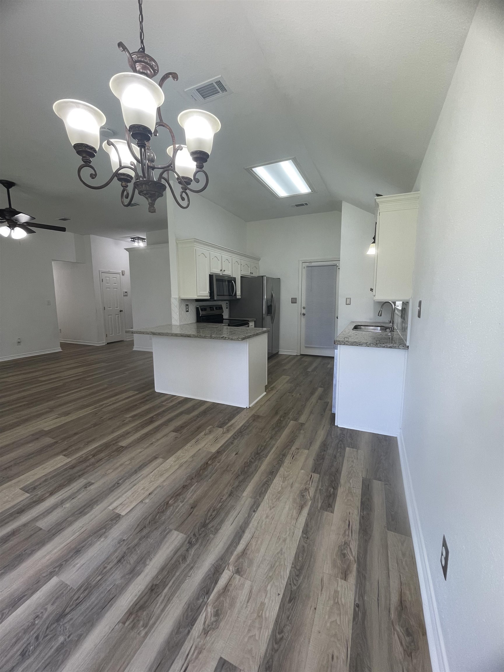 7375 Hidden Valley Drive, Unit NO SHOWING TIME Beaumont, TX 77708 - Photo 4 of 18