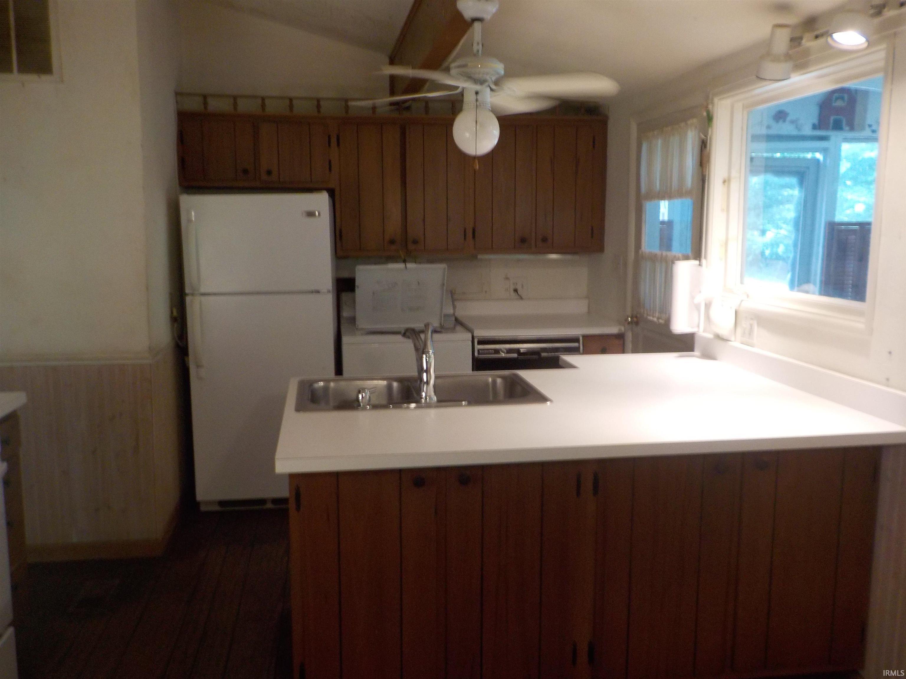 101 East Ridgeview Drive Bloomington, IN 47401 - Photo 16 of 49