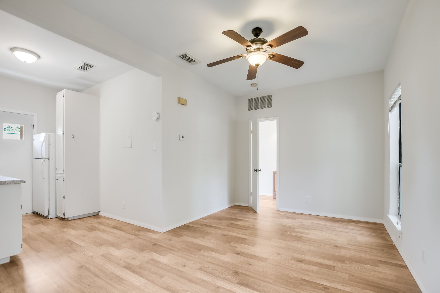 4401 Speedway, Unit 207 Austin, TX 78751 - Photo 1 of 12 Gallery Image 1