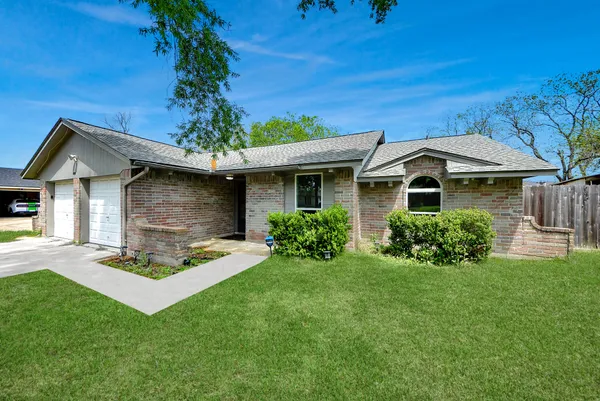 $1,850 | 10327 Sageburrow Drive, Houston, TX 77089