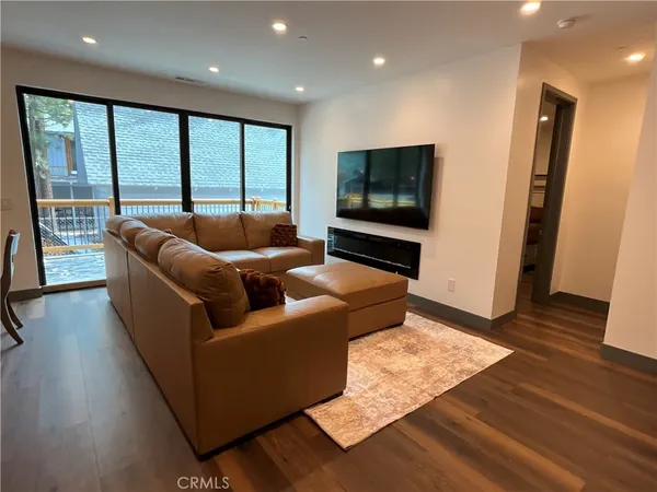 $717,000 | 916 Michael Avenue, Big Bear City, CA 92314