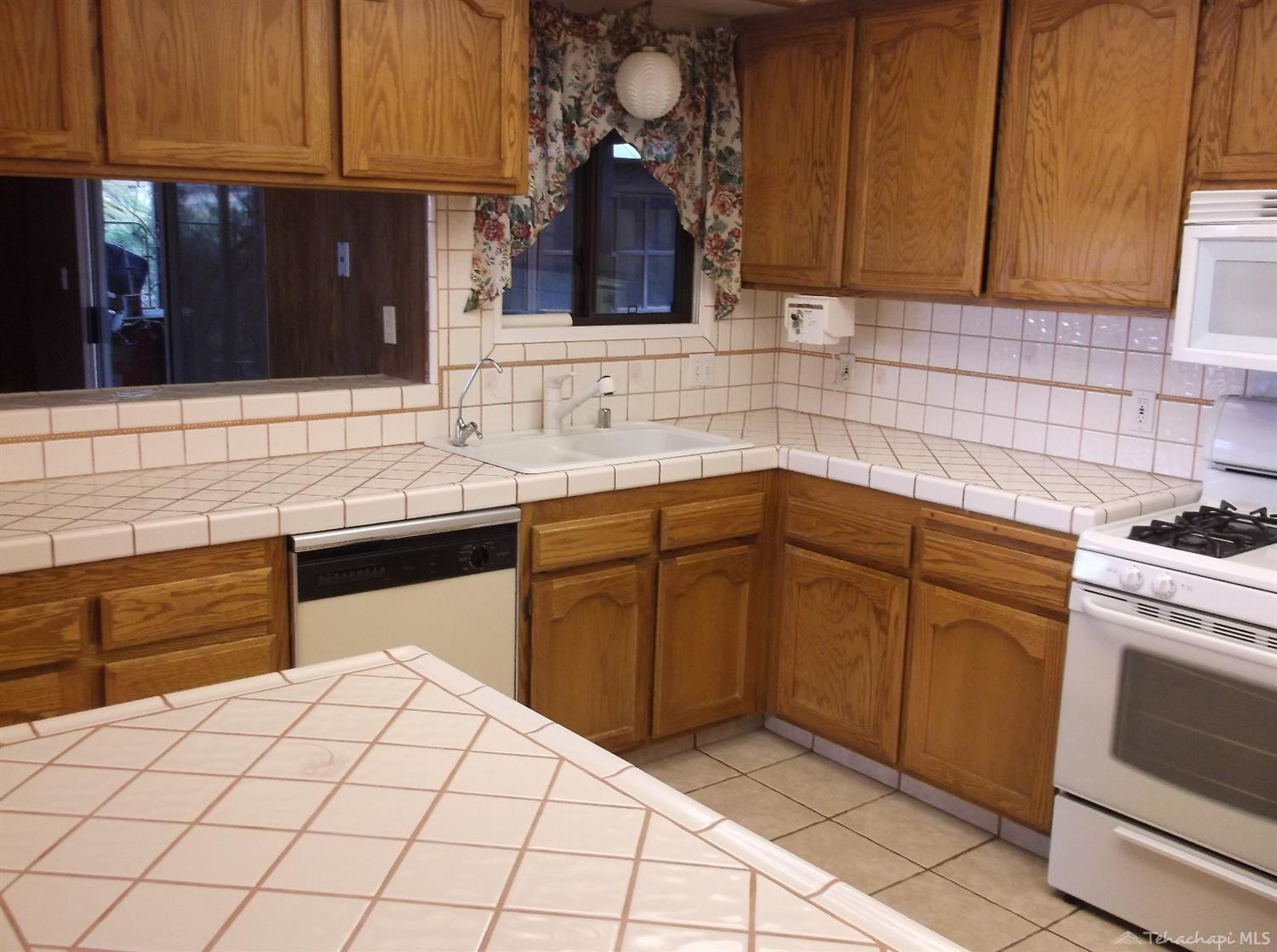 23133 Willow Canyon Road Tehachapi, CA 93561 - Photo 32 of 56 Gallery Image 32