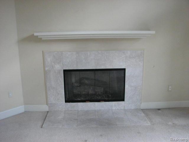 3607 Walnut Brook Drive Rochester, MI 48309 - Photo 7 of 11 Master Bed