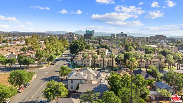$1,075,000 | 3469 Lime Street, Riverside, CA 92501