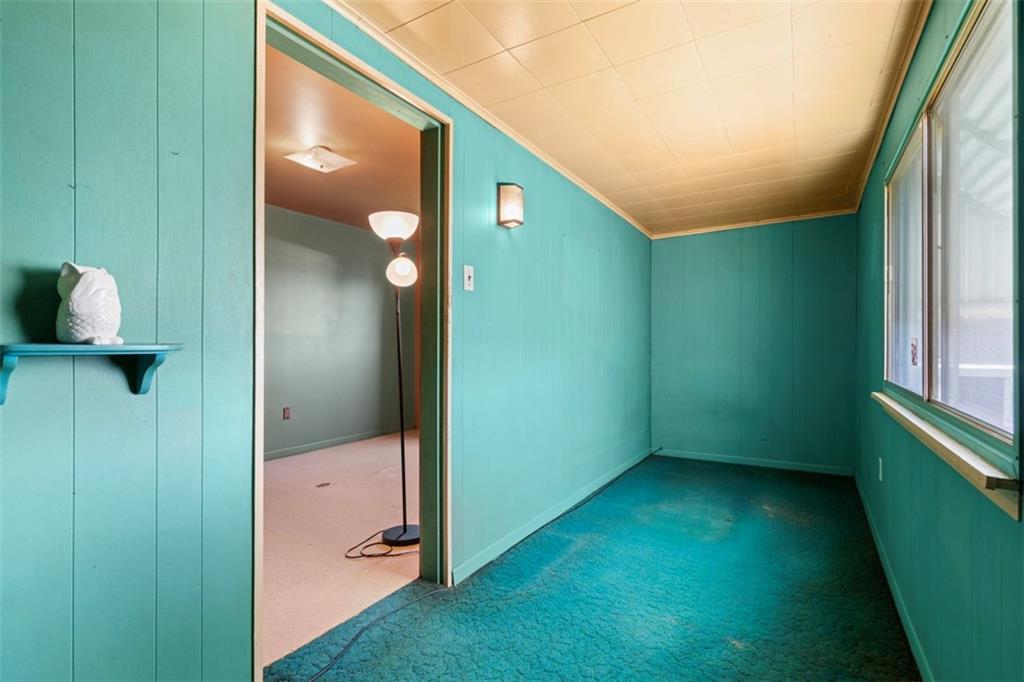 932 Ridge Avenue McKees Rocks, PA 15136 - Photo 31 of 32 Bonus Room off Primary Bedroom