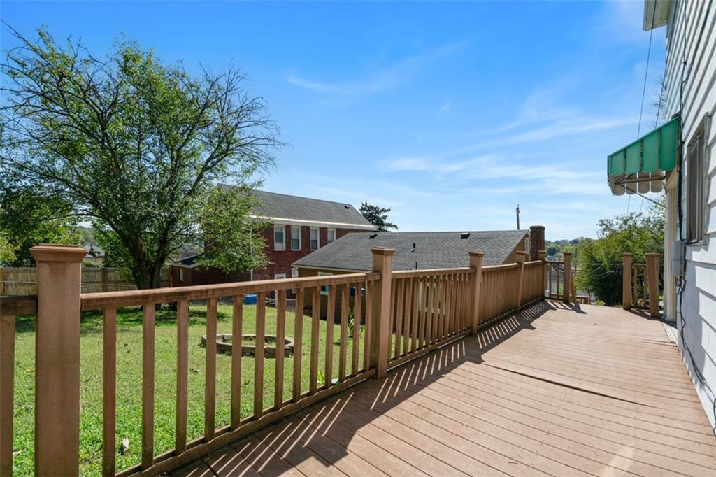 932 Ridge Avenue McKees Rocks, PA 15136 - Photo 5 of 32 Beautiful Views