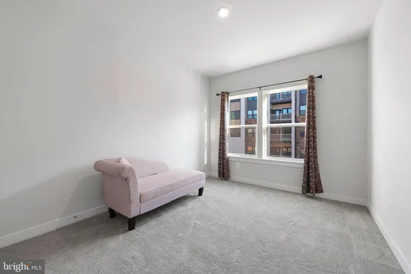 $2,800 | 46270 Mount Allen Terrace, Unit 303, Sterling, VA 20164