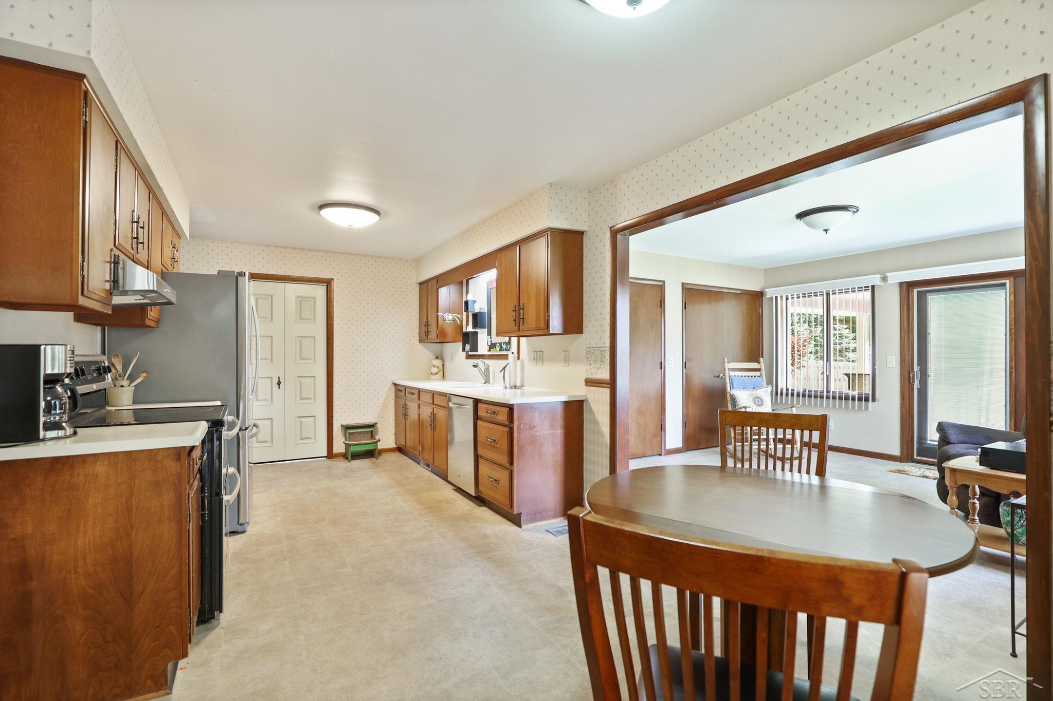 3574 Hemmeter Road Saginaw, MI 48603 - Photo 15 of 42 50116171-14.JPG
