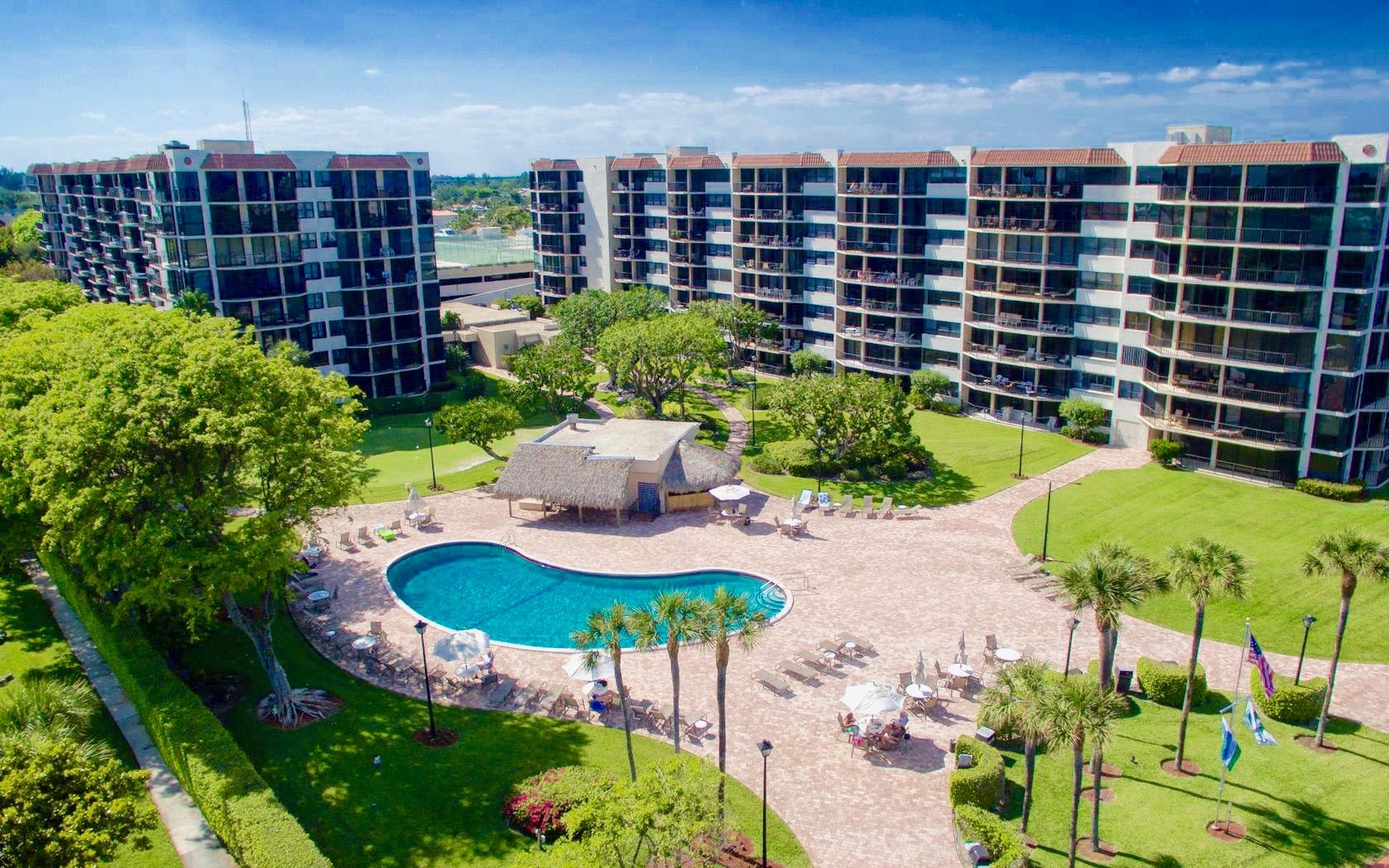 Porta Bella Pool
