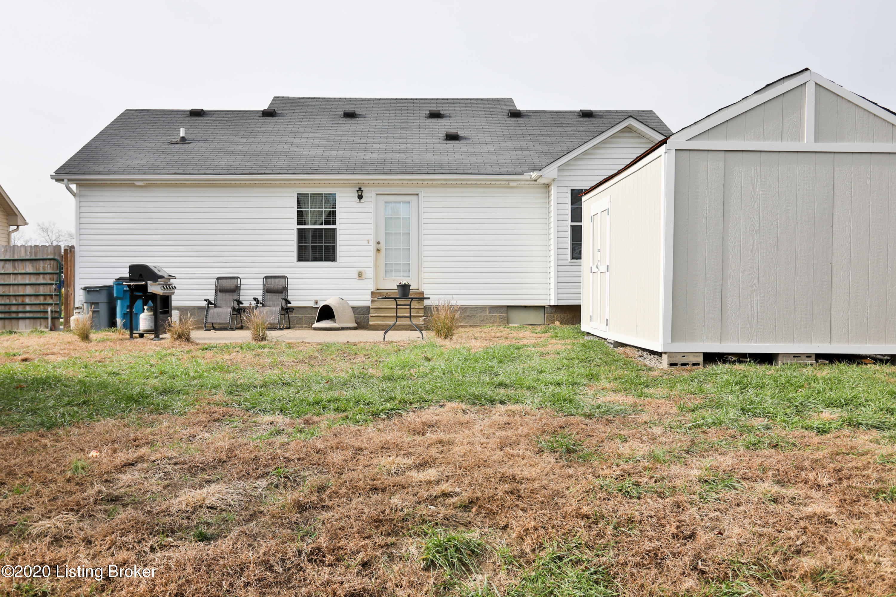 398 Madison Rae Boulevard Shepherdsville, KY 40165 - Photo 29 of 33 398 Madison Rae-29
