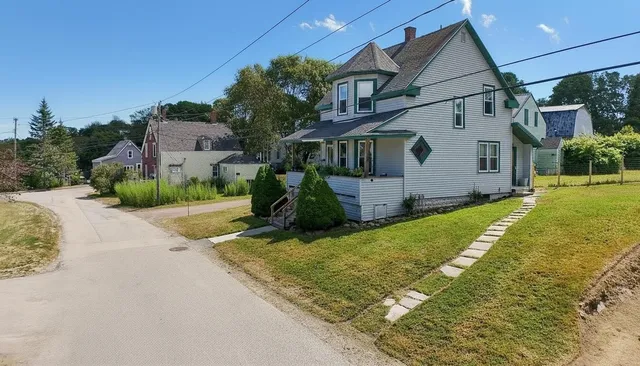 $245,000 | 2 Lincoln Street, Eastport, ME 04631