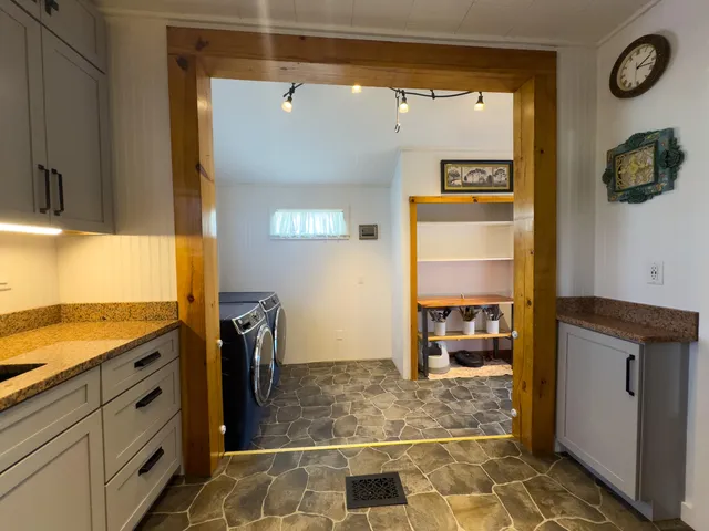 $245,000 | 2 Lincoln Street, Eastport, ME 04631