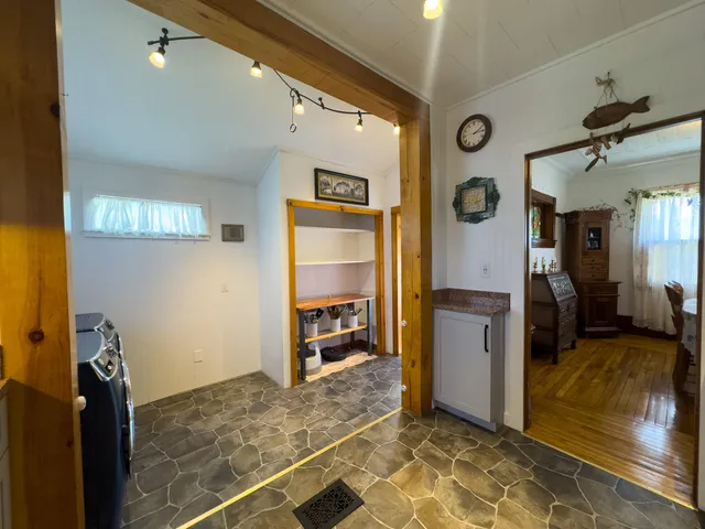 $245,000 | 2 Lincoln Street, Eastport, ME 04631