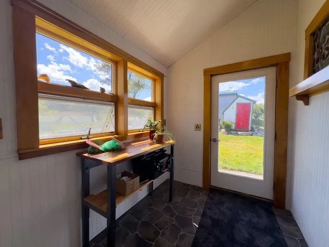 $245,000 | 2 Lincoln Street, Eastport, ME 04631