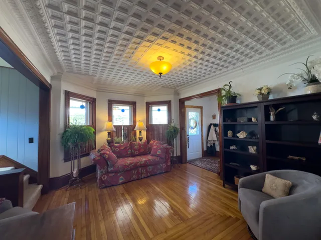 $245,000 | 2 Lincoln Street, Eastport, ME 04631