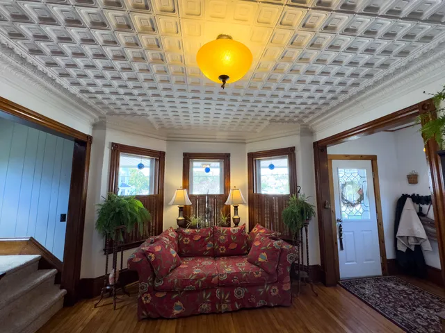 $245,000 | 2 Lincoln Street, Eastport, ME 04631