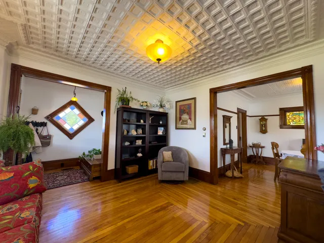 $245,000 | 2 Lincoln Street, Eastport, ME 04631