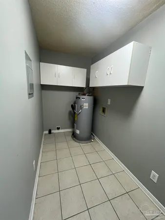 $2,200 | 3890 Sail Wind Drive, Gulf Breeze, FL 32563