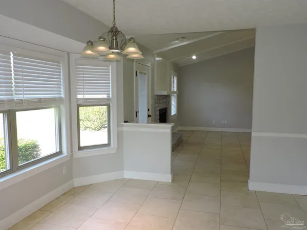 $2,200 | 3890 Sail Wind Drive, Gulf Breeze, FL 32563
