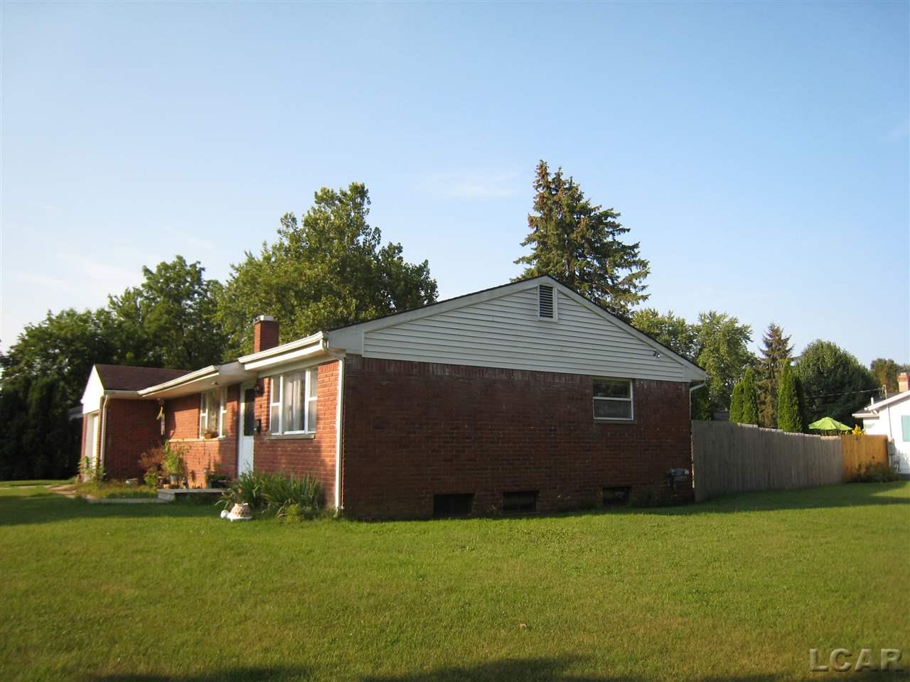 719 Ternes Road Tecumseh, MI 49286 - Photo 2 of 7 31330534-1.JPG