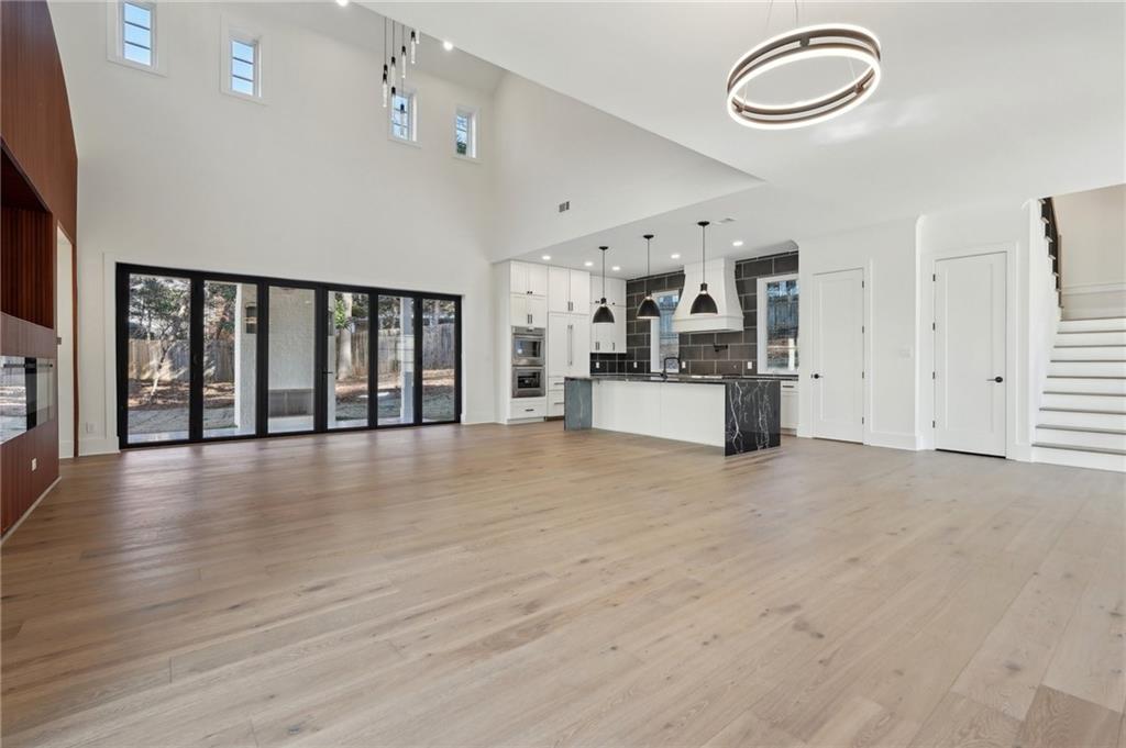 10365 Waters Road Alpharetta, GA 30022 - Photo 6 of 91