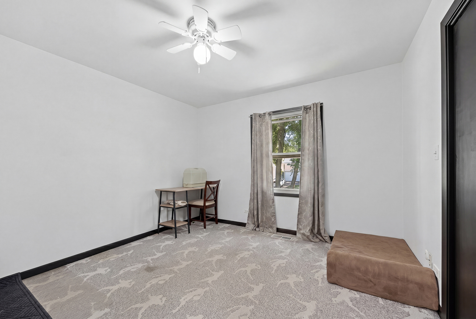 313 Bedford Road Bolingbrook, IL 60440 - Photo 17 of 38